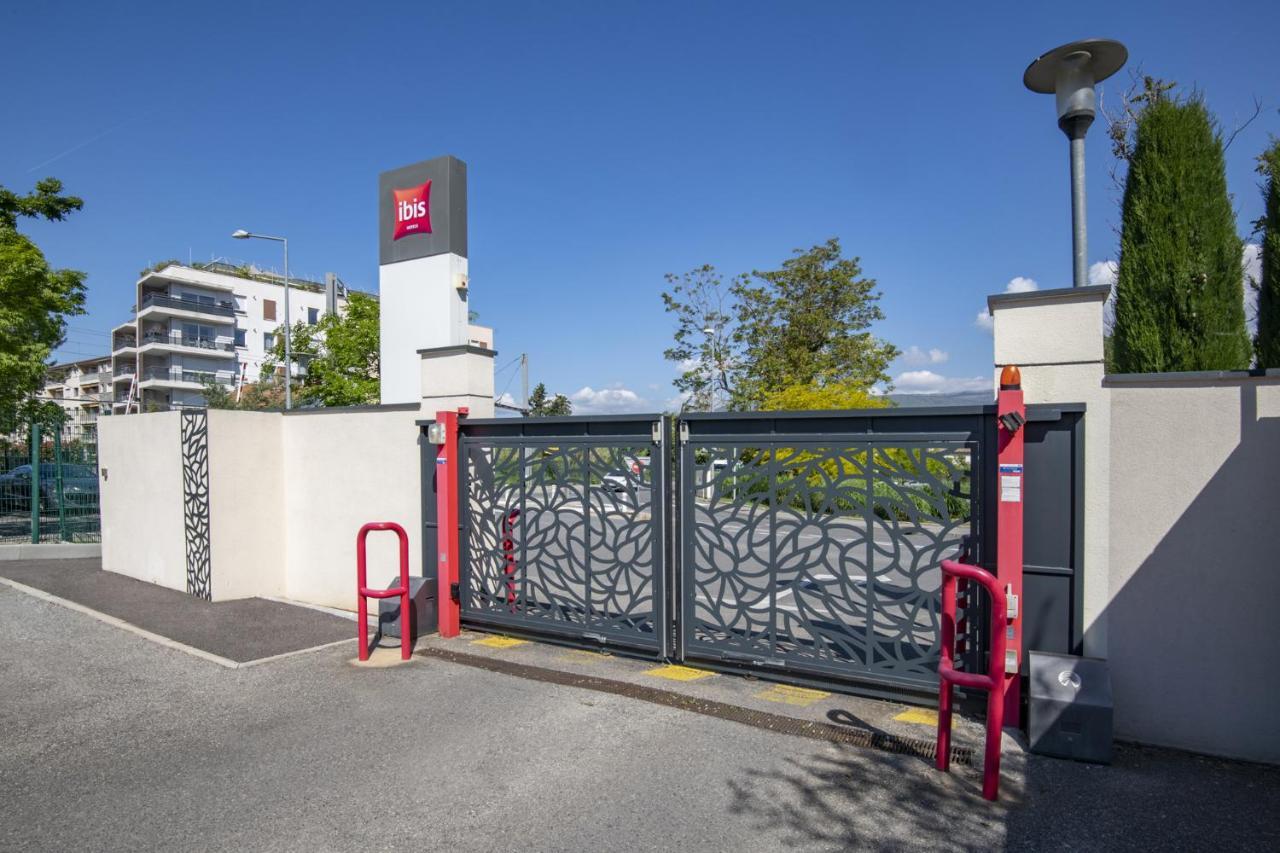 Ibis Cannes Mouans Sartoux Piscine Parking Gratuit Hotel Exterior photo